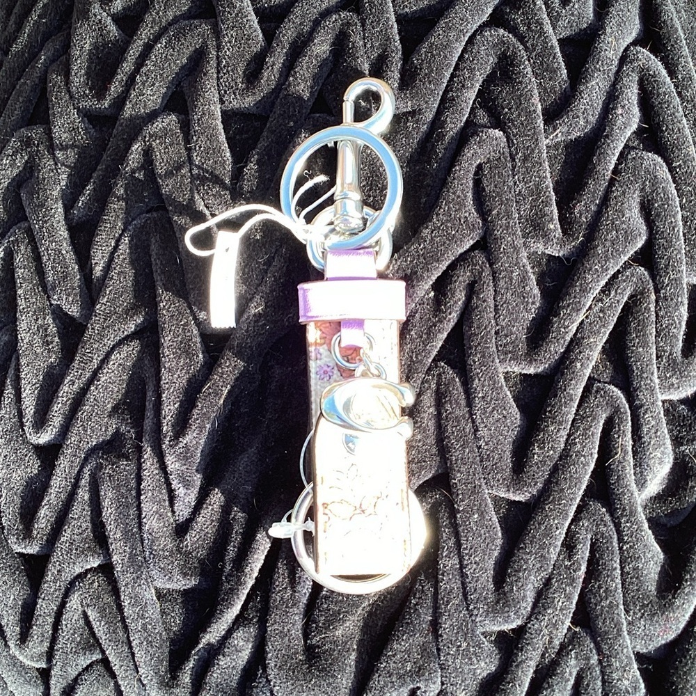 NWT Coach Trigger Snap Key Ring Bag Charm Purple and Floral Print - Picture 2 of 7